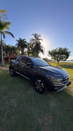 FIAT TORO 2.0 16V TURBO DIESEL VOLCANO 4WD AT9 FIAT TORO 2.0 16V TURBO DIESEL VOLCANO 4WD AT9